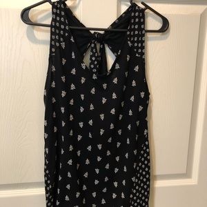 Women’s large Old Navy blouse